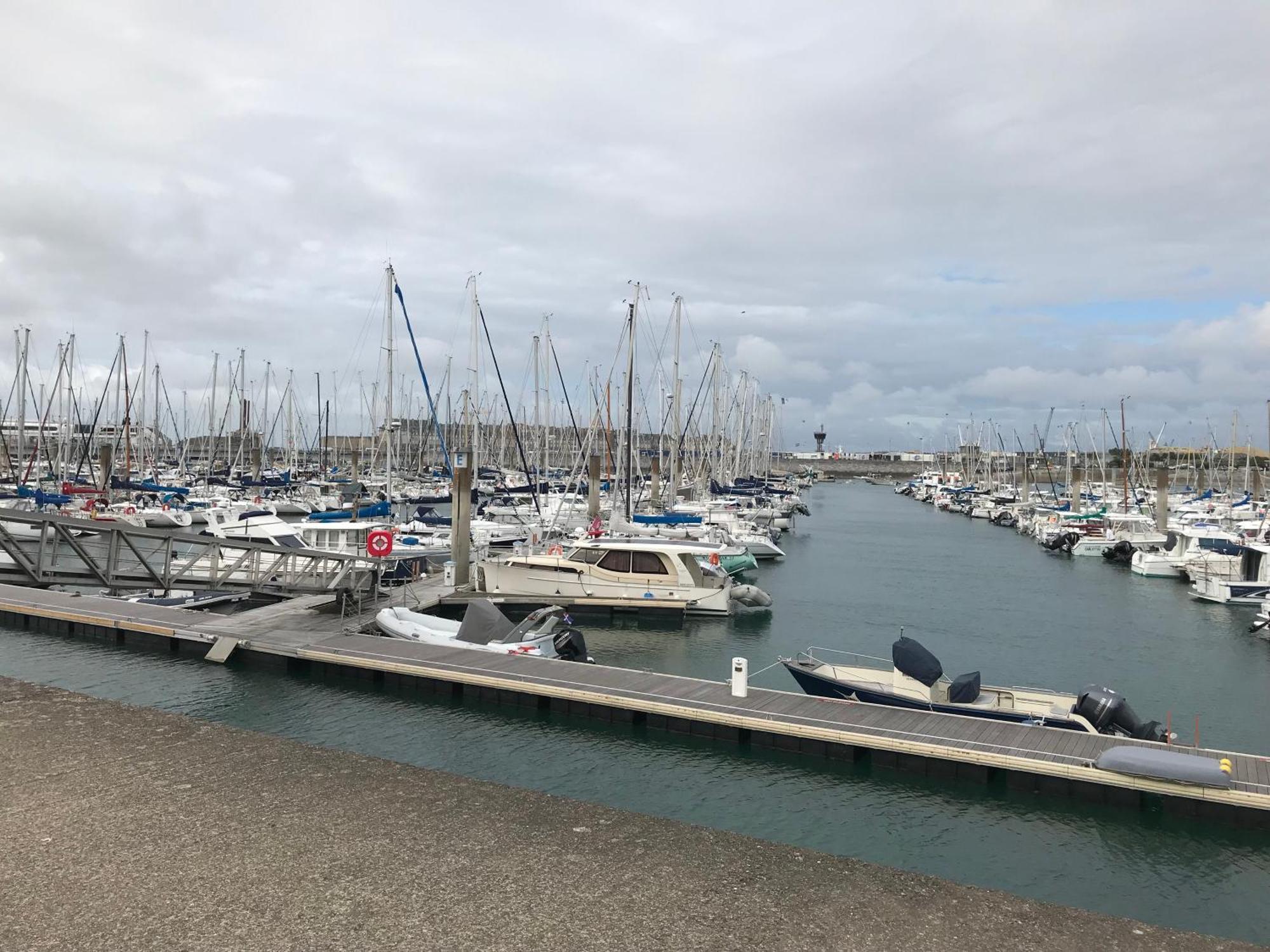 Grand Appartement Bretagne Saint Malo Intra Muros Exterior photo
