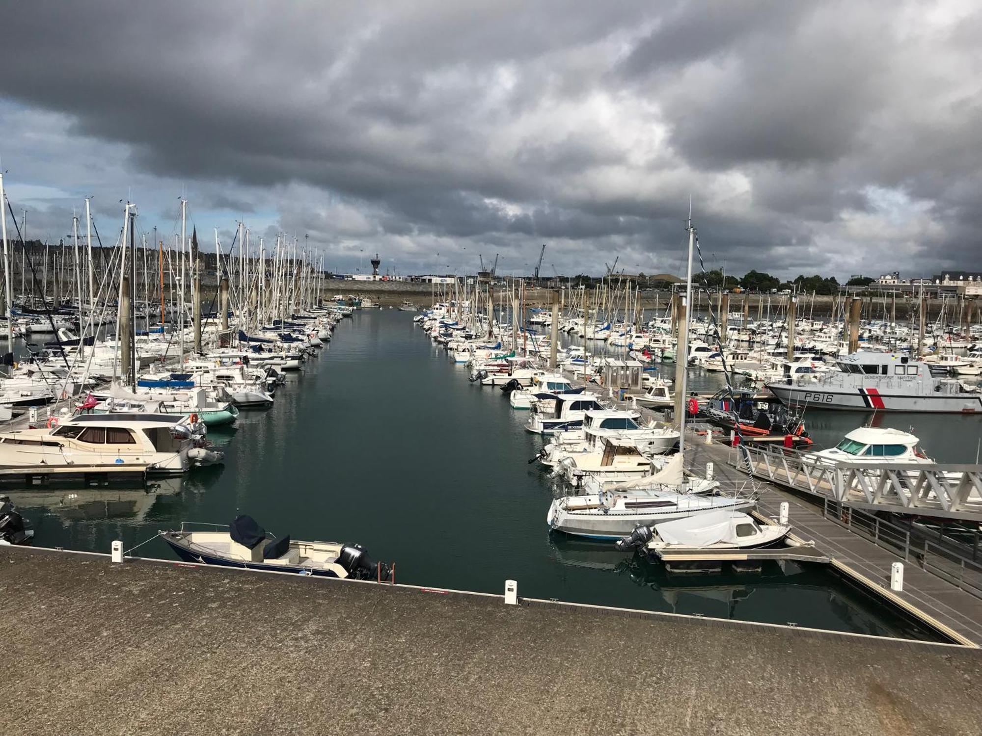 Grand Appartement Bretagne Saint Malo Intra Muros Exterior photo